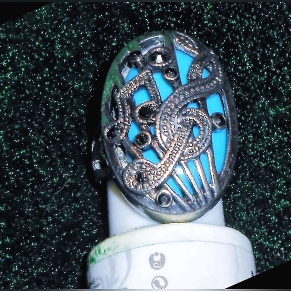 G-clef Music Note Ring - Picture 3 of 13